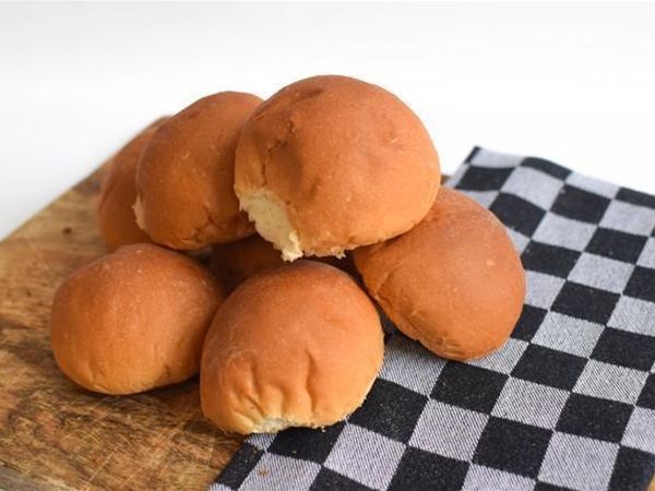 Witte bolletjes&nbsp;(6)