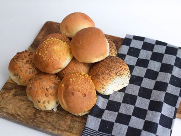 Mini witte bolletjes met zaden&nbsp;(10)